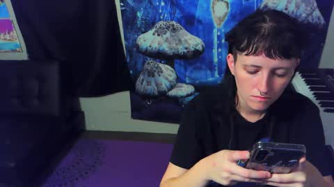 Snapshot of stormythunder chatting on October 31, 2025, 9:10 am Stormythunder online show from October 31, 2025, 9:10 am