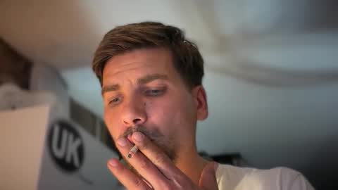 Snapshot of str8boyxxx1 chatting on June 10, 2026, 4:34 am Str8boyxxx online show from June 10, 2026, 4:34 am