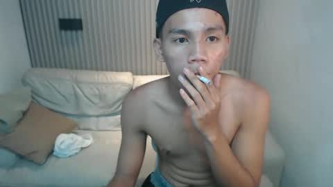 Snapshot of straight_moreno69 chatting on May 8, 2026, 11:37 am James online show from May 8, 2026, 11:37 am