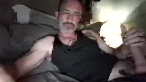 Snapshot of straighthungmarriedman chatting on July 21, 2026, 1:30 am straighthungmarriedman online show from July 21, 2026, 1:30 am