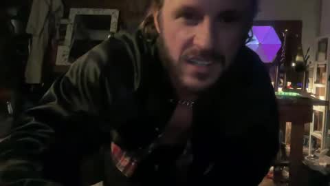 Cowboy Zuhly online show from April 7, 2026, 5:52 am