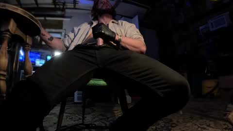 Cowboy Zuhly online show from April 9, 2026, 9:47 am