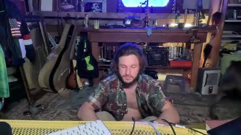 Cowboy Zuhly online show from April 12, 2026, 4:17 am