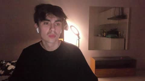 Ray online show from April 16, 2026, 12:22 am