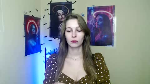 Amalia online show from November 24, 2025, 1:00 pm