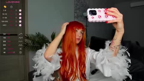 Laura online show from November 26, 2025, 4:24 am