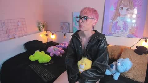 Snapshot of strawberry_kitty_ chatting on October 31, 2025, 4:57 am strawberry_kitty_ online show from October 31, 2025, 4:57 am