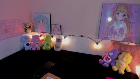 strawberry_kitty_ online show from November 24, 2025, 3:50 am