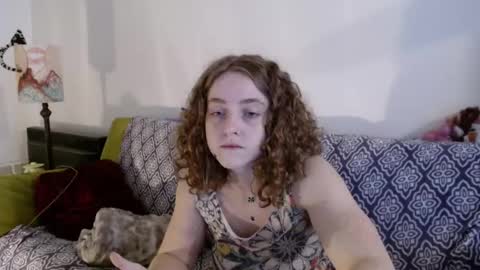 Strawberrylotsacake online show from December 4, 2025, 4:05 pm