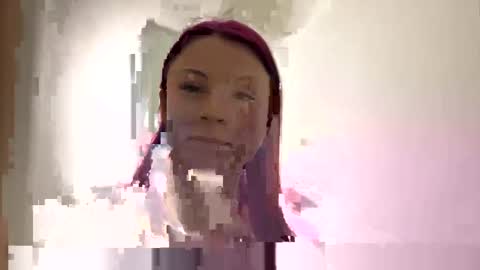 Snapshot of strawbrysugar chatting on February 3, 2025, 12:47 am Ruby Moon online show from February 3, 2025, 12:47 am