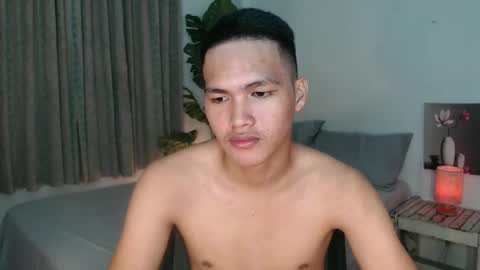 Snapshot of strawhot_joey chatting on March 11, 2026, 4:57 pm JOEY online show from March 11, 2026, 4:57 pm