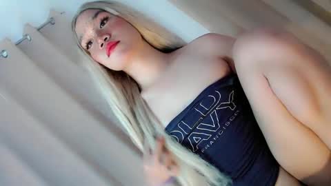 lexie online show from February 23, 2025, 1:35 am