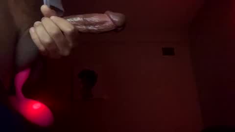 strictlysoloo online show from January 6, 2025, 6:58 am