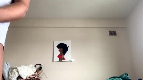 strictlysoloo online show from January 12, 2025, 6:16 pm