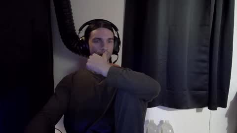 stringgreens777 online show from January 11, 2026, 1:05 pm