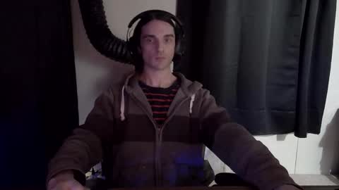 stringgreens777 online show from January 18, 2026, 2:32 pm