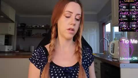 Snapshot of stripmequick chatting on March 3, 2026, 9:37 am Amorina online show from March 3, 2026, 9:37 am