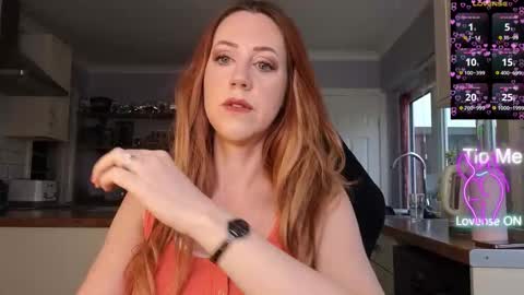 Snapshot of stripmequick chatting on March 4, 2026, 10:10 am Amorina online show from March 4, 2026, 10:10 am