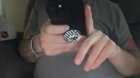 stroking33again online show from October 4, 2025, 9:24 pm