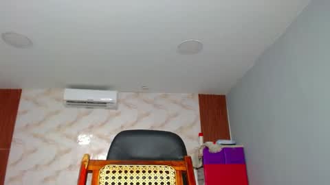 Snapshot of strong_george1 chatting on January 24, 2025, 9:15 pm strong_george1 online show from January 24, 2025, 9:15 pm