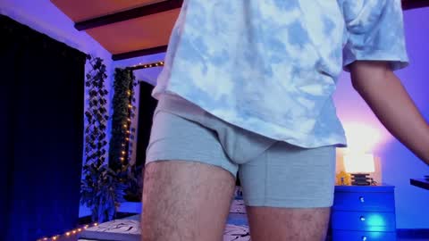 Snapshot of strosa_ chatting on January 25, 2025, 2:47 am strosa_ online show from January 25, 2025, 2:47 am