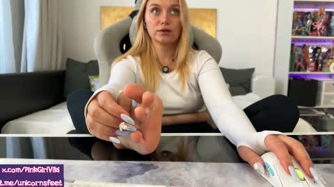 goddess online show from September 20, 2025, 11:00 am