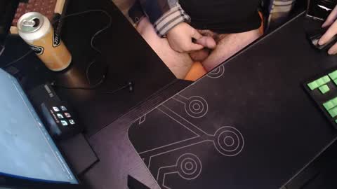 Snapshot of stud69861714 chatting on December 15, 2024, 6:29 am stud69861714 online show from December 15, 2024, 6:29 am