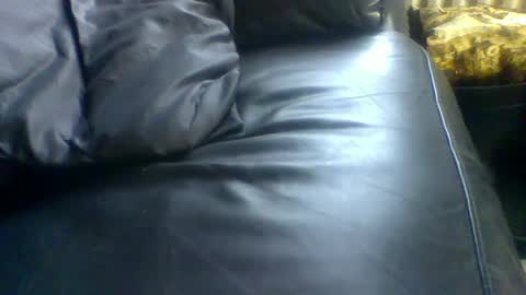 stud_1975 online show from December 27, 2024, 10:01 am