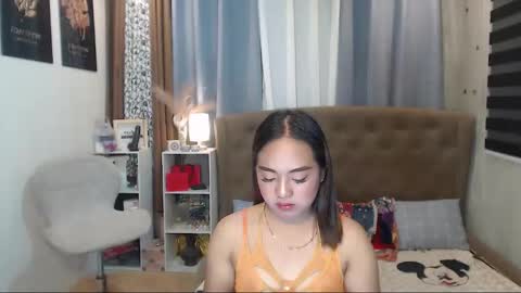 studqueendomi online show from March 17, 2026, 4:21 pm