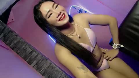 stunning_andrea69 online show from February 8, 2026, 11:24 am