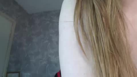 Natasha online show from October 4, 2025, 1:14 am