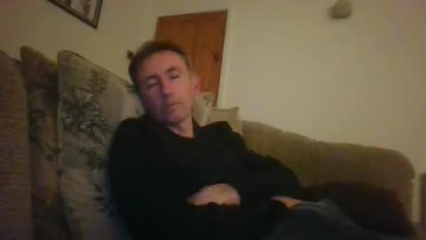 Snapshot of stuuuey73 chatting on March 7, 2026, 10:07 pm stuuuey73 online show from March 7, 2026, 10:07 pm