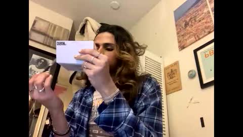 Snapshot of stxllaxcx chatting on September 23, 2025, 5:10 am stxllaxcx online show from September 23, 2025, 5:10 am