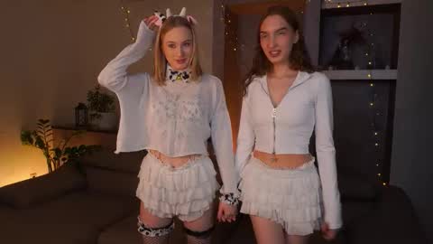 Mure online show from November 9, 2025, 4:11 am