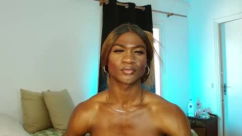 Snapshot of suannyklatten_ chatting on February 21, 2025, 3:10 pm Suanny Klatten It is my account independent online show from February 21, 2025, 3:10 pm