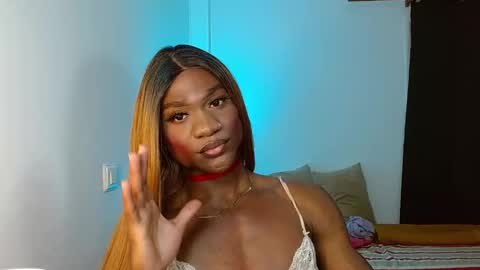 Snapshot of suannyklatten_ chatting on March 5, 2025, 11:49 am Suanny Klatten It is my account independent online show from March 5, 2025, 11:49 am