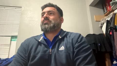 suavecito67 online show from March 7, 2025, 4:13 am