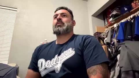 suavecito67 online show from April 29, 2026, 4:05 am