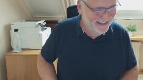 subbear1968 online show from May 12, 2026, 1:30 pm