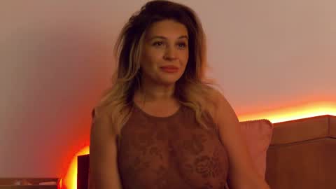 Snapshot of sublimecarla chatting on April 28, 2026, 2:49 am Carla online show from April 28, 2026, 2:49 am