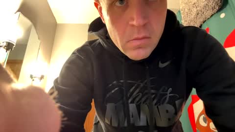 Snapshot of submissivebrett381 chatting on March 19, 2026, 10:25 pm submissivebrett381 online show from March 19, 2026, 10:25 pm
