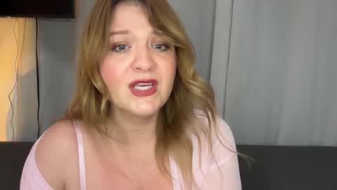 Scarlet online show from May 15, 2026, 11:23 pm