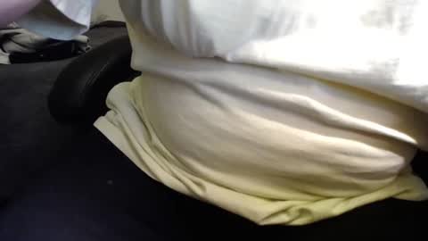 Snapshot of subswichuser00060960 chatting on January 12, 2025, 11:39 am subswitchuser online show from January 12, 2025, 11:39 am