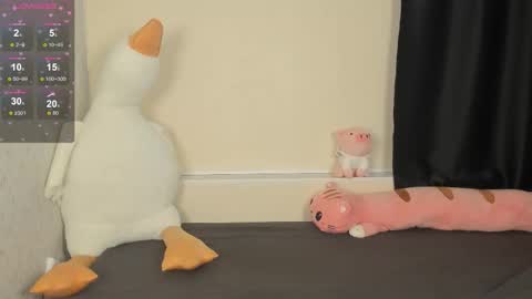 Chloe online show from September 21, 2025, 2:08 pm