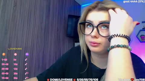 Snapshot of suchcute_ chatting on February 18, 2026, 4:08 am suchcute_ online show from February 18, 2026, 4:08 am