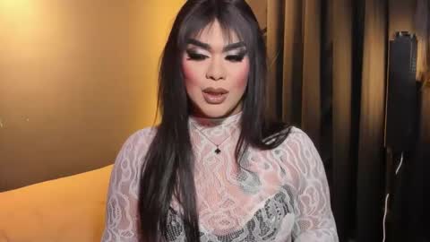 JADE ELYSE online show from September 19, 2025, 5:46 pm