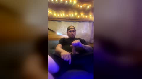 suckitorfukit online show from February 18, 2026, 10:17 pm