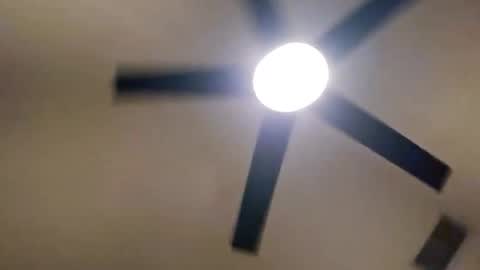 Snapshot of suckurclit40 chatting on December 4, 2025, 3:05 am suckurclit40 online show from December 4, 2025, 3:05 am