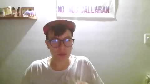 Snapshot of suedirtyboy chatting on April 4, 2026, 2:10 am suedirtyboy online show from April 4, 2026, 2:10 am