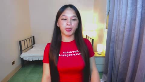 Cheska online show from March 4, 2025, 7:01 pm